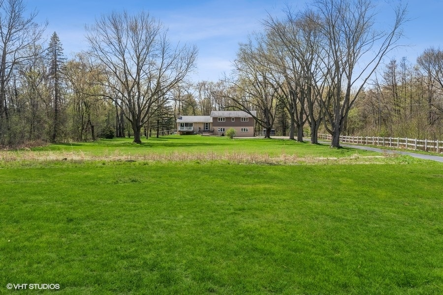 210 Brookhill Road Libertyville, IL 60048 - Photo 31 of 38