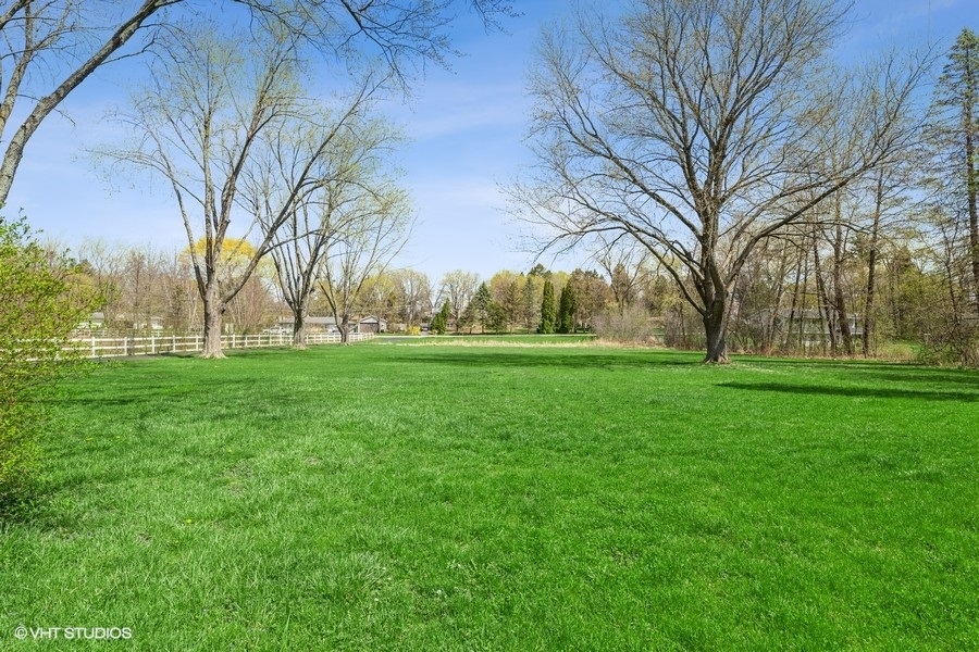 210 Brookhill Road Libertyville, IL 60048 - Photo 32 of 38