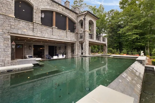 $3,875,000 | 929 Middle Fork Trail, Suwanee, GA 30024