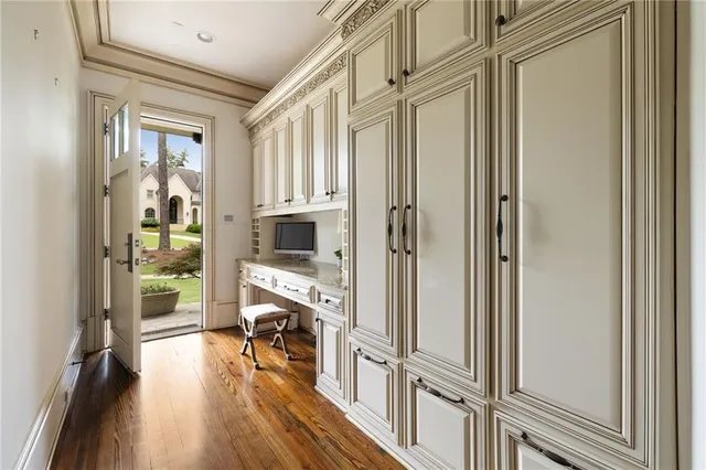 $3,675,000 | 929 Middle Fork Trail, Suwanee, GA 30024