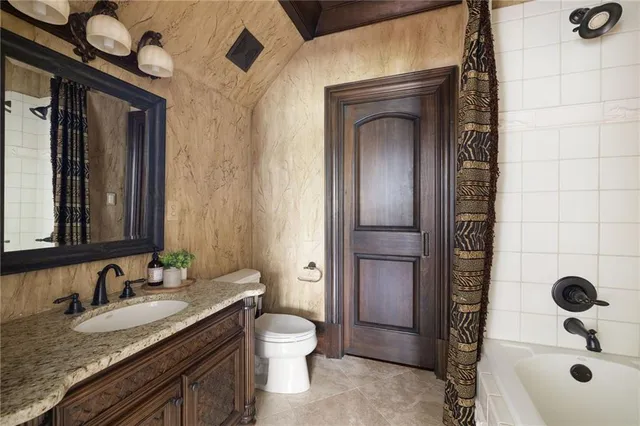 $3,875,000 | 929 Middle Fork Trail, Suwanee, GA 30024