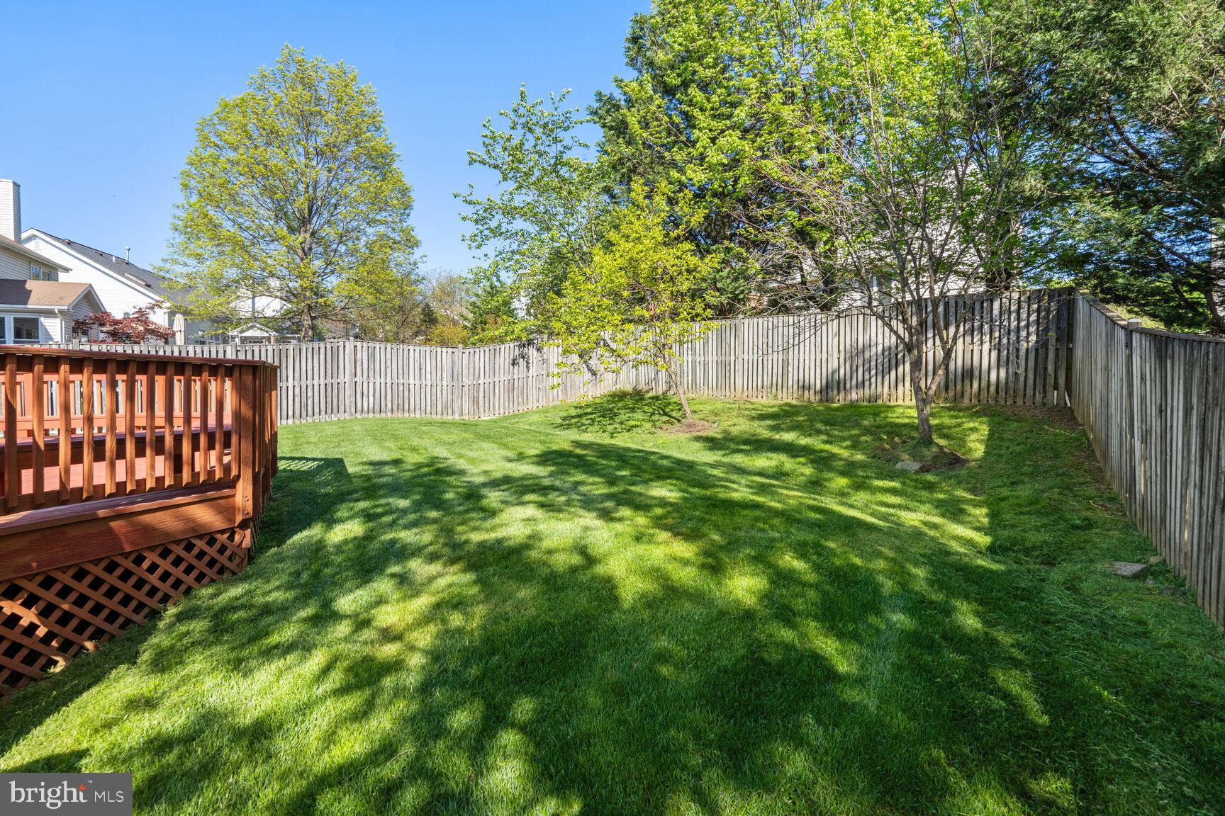 14616 Snapdragon Circle North Potomac, MD 20878 - Photo 4 of 4 Fully fenced backyard