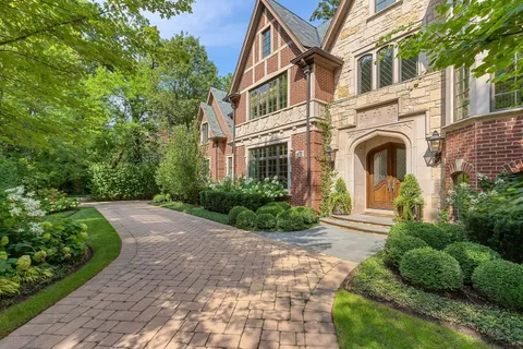 $4,999,000 | 675 Blackthorn Road, Winnetka, IL 60093