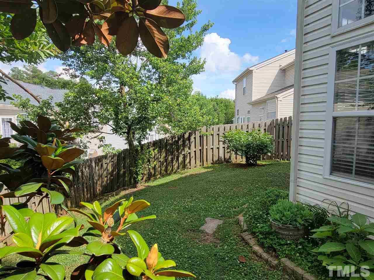 12 Drye Lane Durham, NC 27713 - Photo 6 of 20
