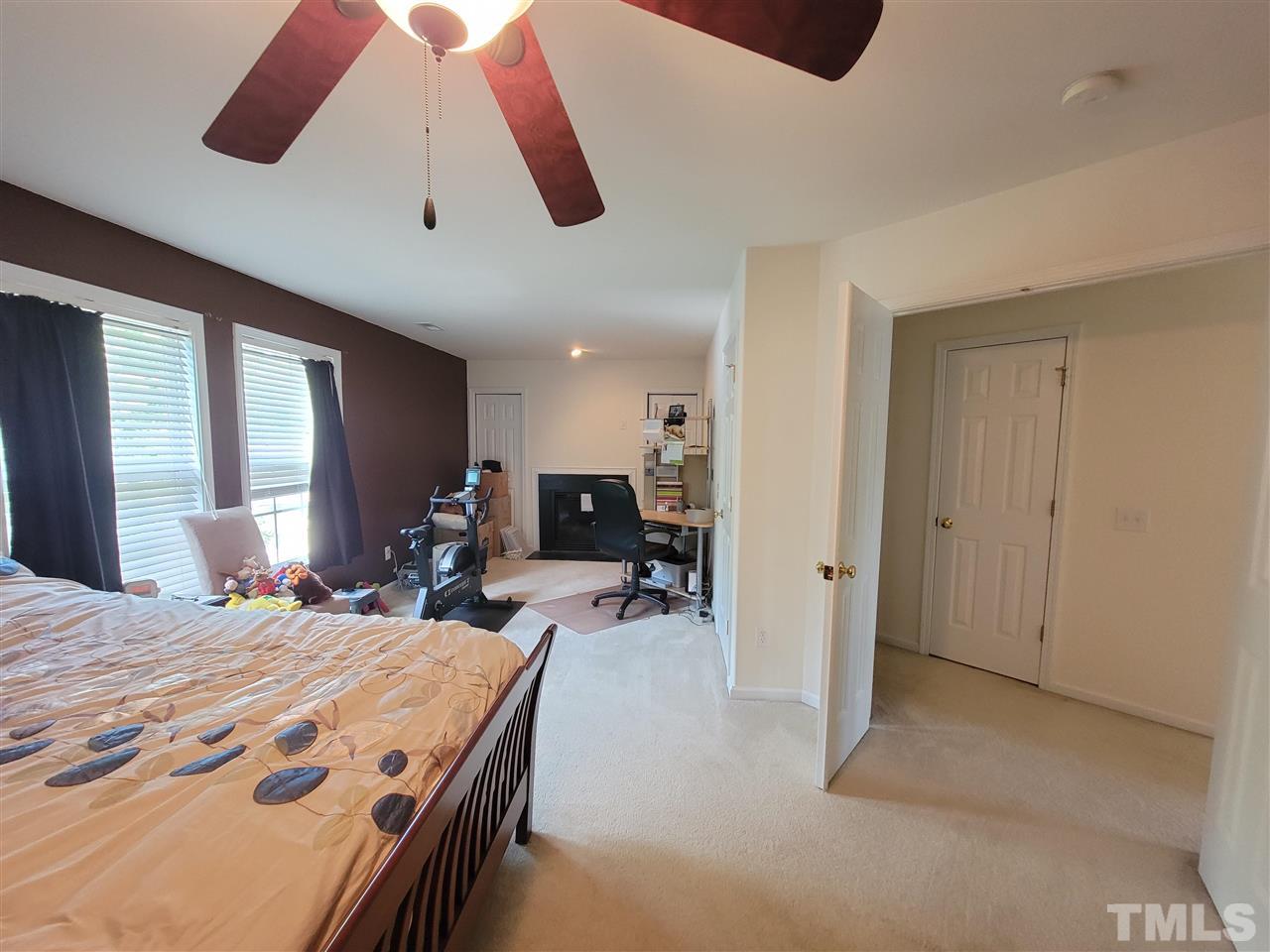 12 Drye Lane Durham, NC 27713 - Photo 8 of 20