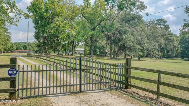 $634,000 | 831 State Rd S-3-40, Fairfax, SC 29827