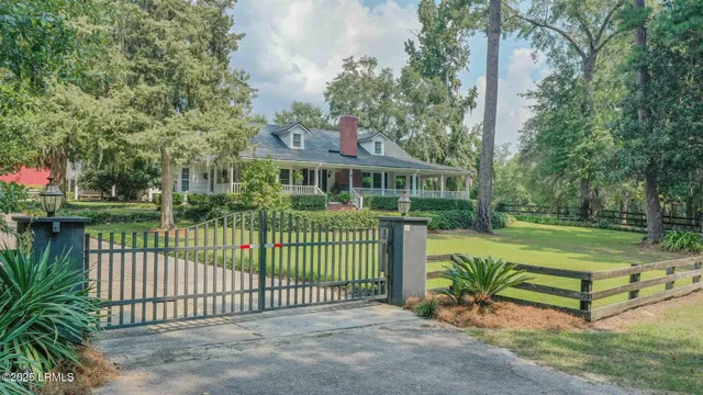 $634,000 | 831 State Rd S-3-40, Fairfax, SC 29827
