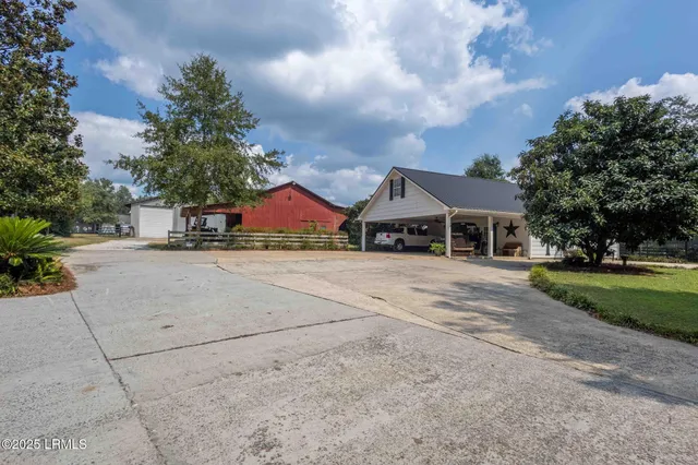 $634,000 | 831 State Rd S-3-40, Fairfax, SC 29827