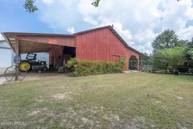 $634,000 | 831 State Rd S-3-40, Fairfax, SC 29827