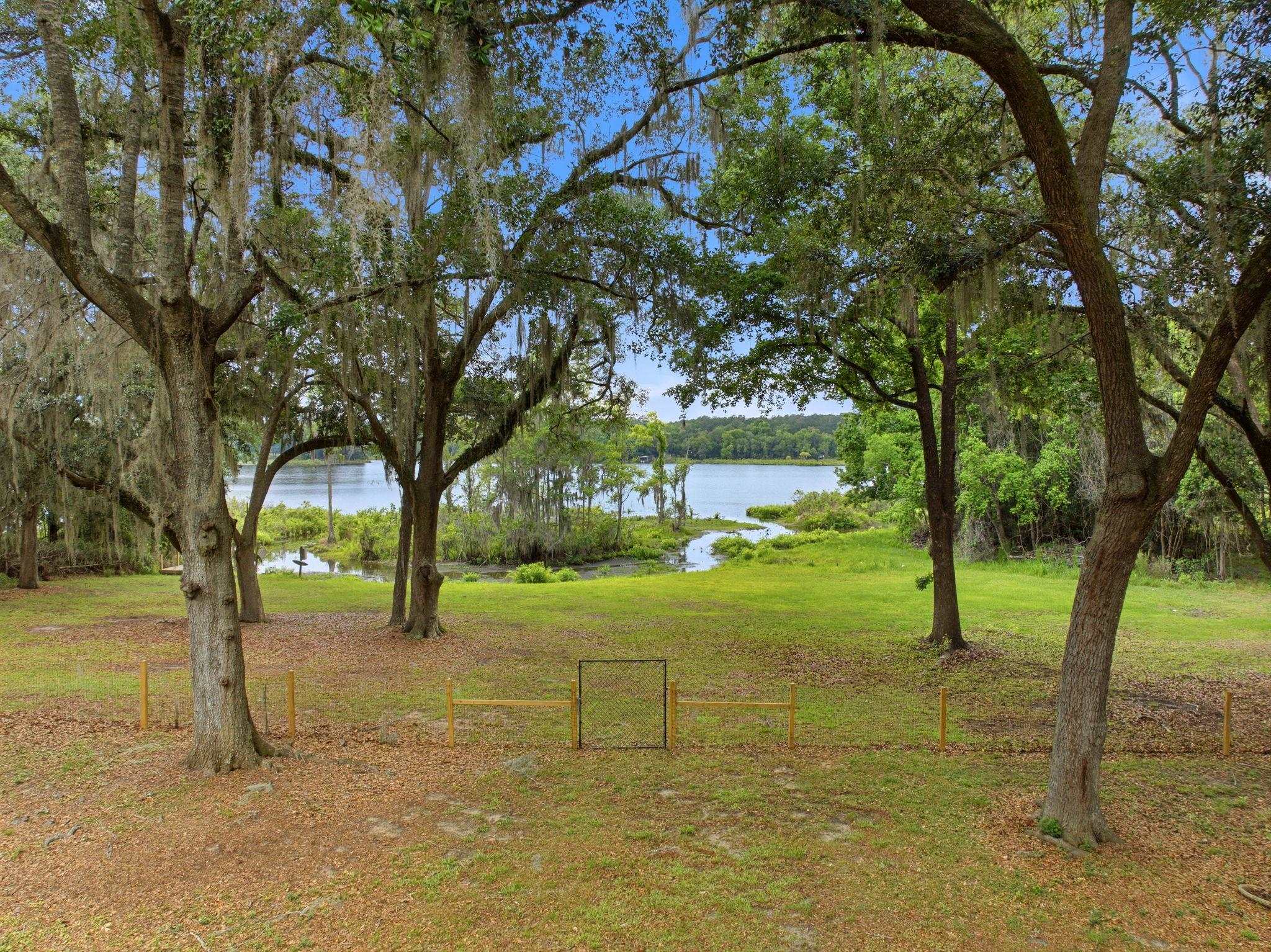 6981 Duck Cove Road Tallahassee, FL 32312 - Photo 2 of 63