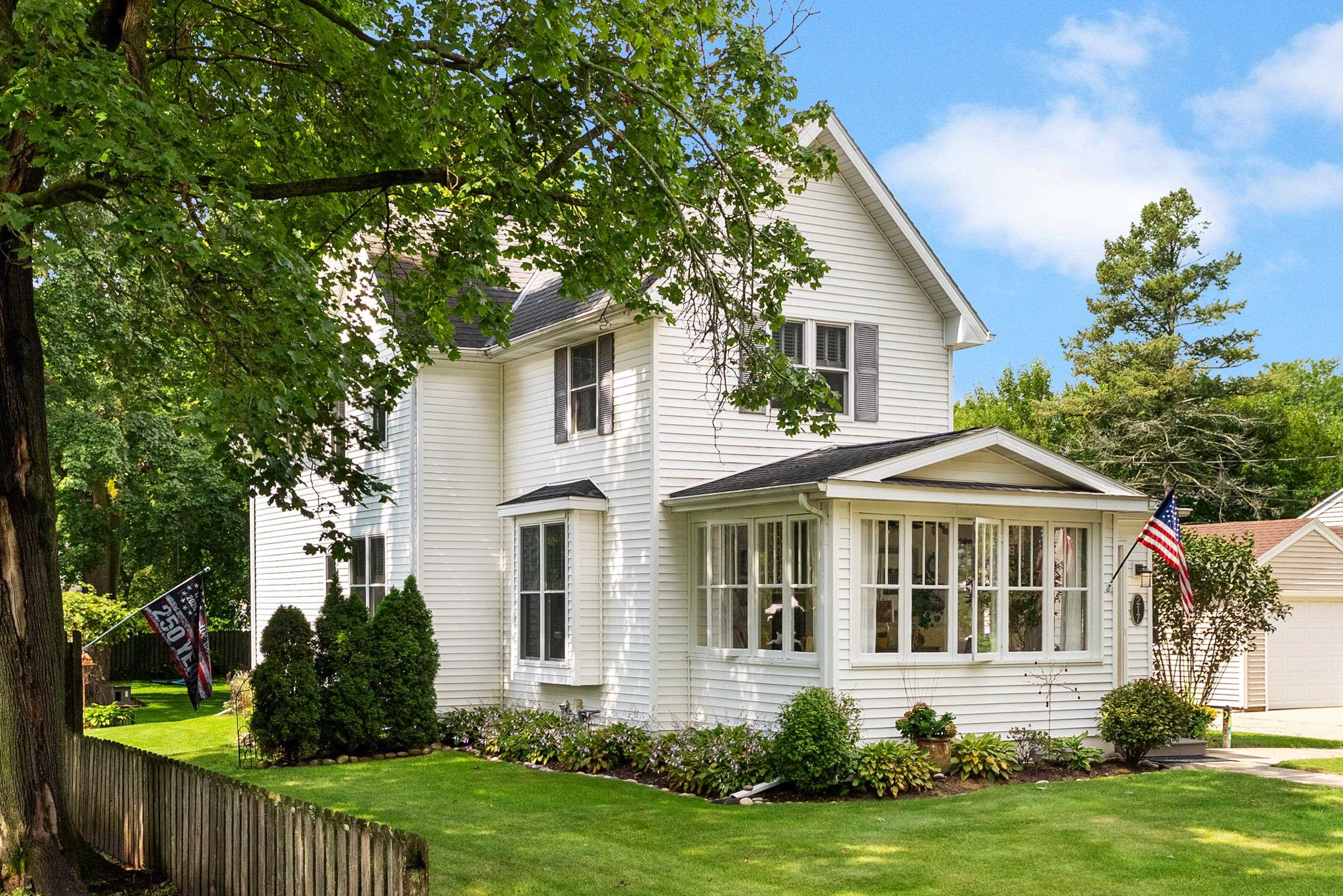 217 Randolph Street Walworth, WI 53184 - Photo 2 of 52 Gallery Image 2