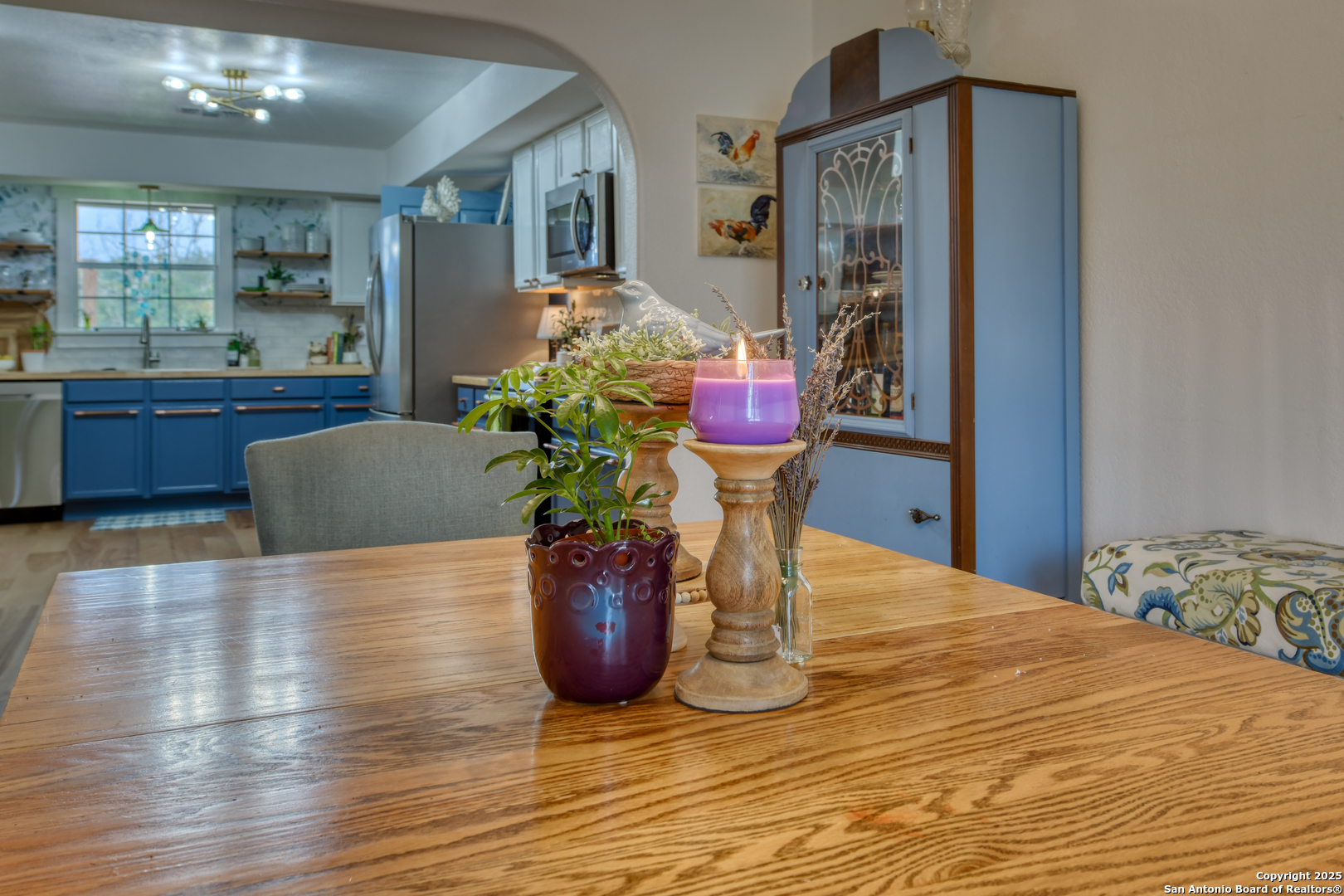 510 Rudeloff Road Seguin, TX 78155 - Photo 14 of 54 a view of kitchen with furniture and wooden floor