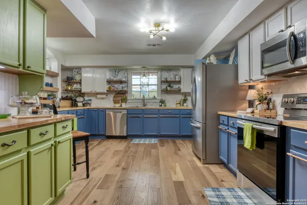 $600,000 | 510 Rudeloff Road, Seguin, TX 78155