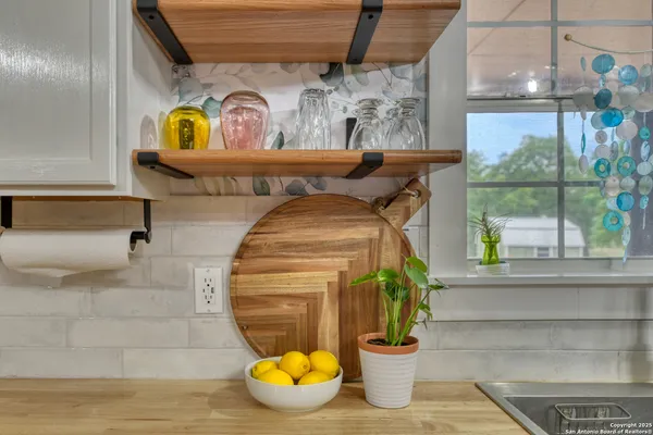 $600,000 | 510 Rudeloff Road, Seguin, TX 78155