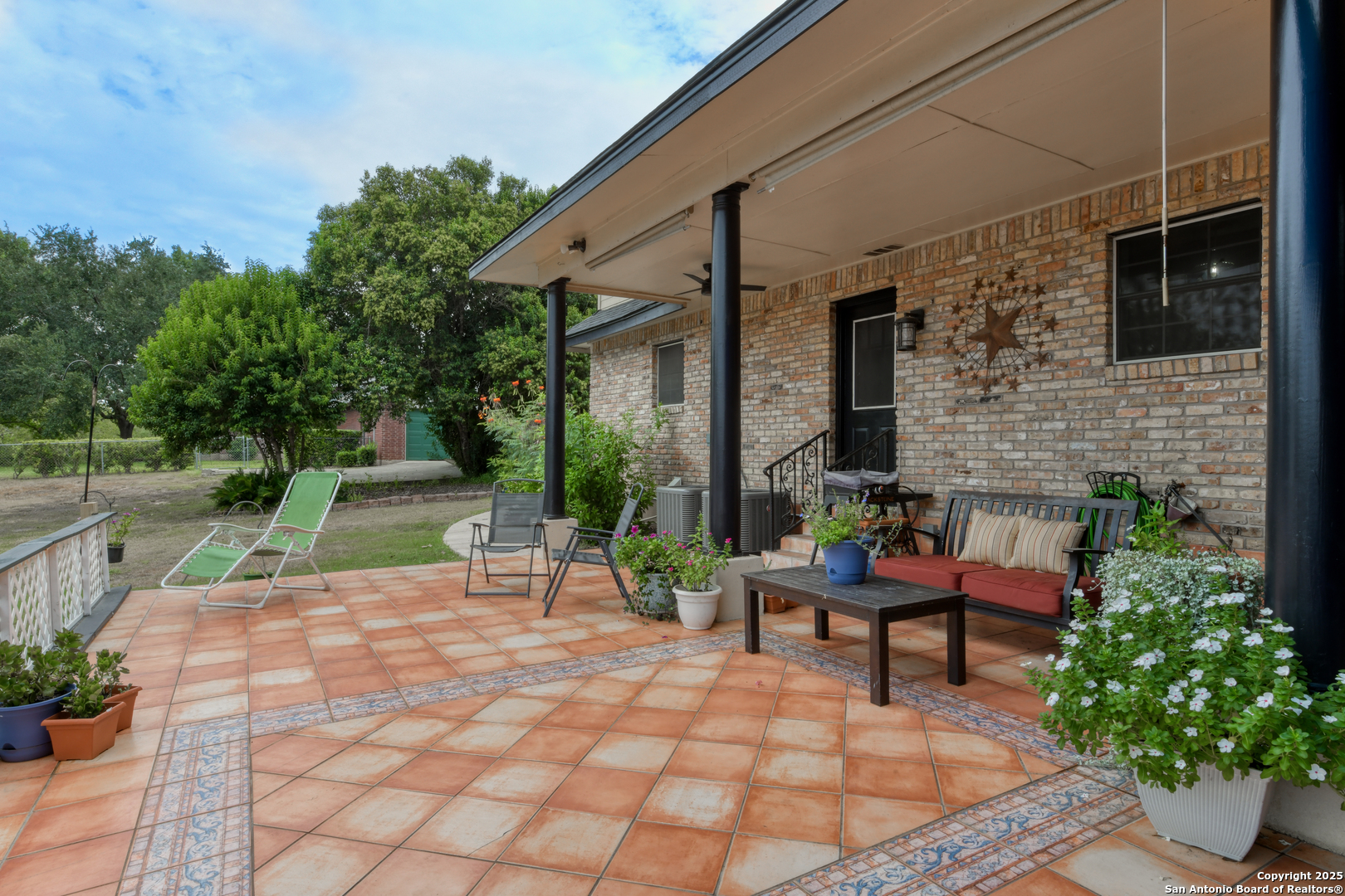 510 Rudeloff Road Seguin, TX 78155 - Photo 48 of 54 a view of a house with backyard and sitting area