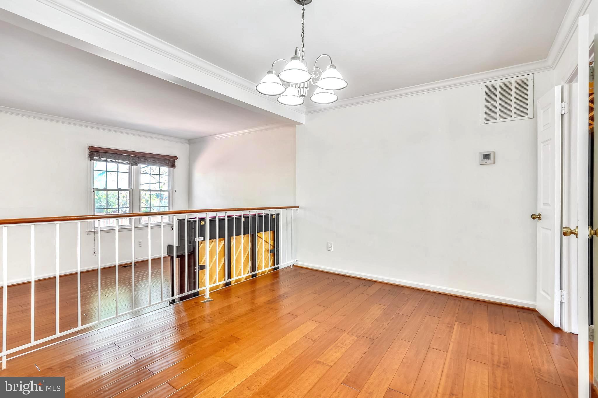 3151 Borge Street Oakton, VA 22124 - Photo 15 of 46 Dining area
