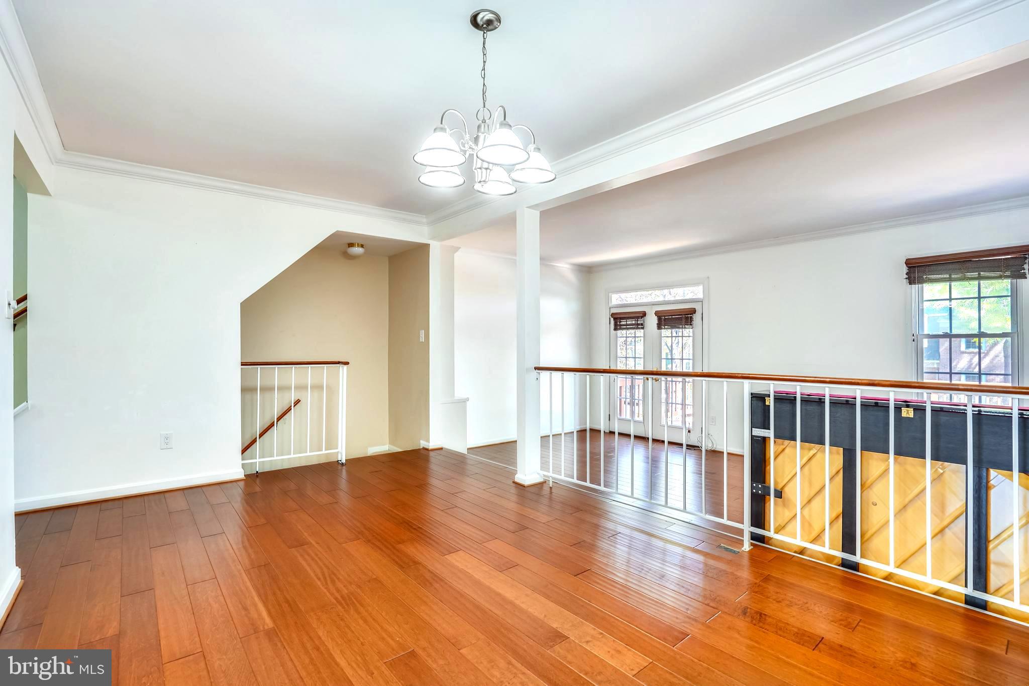 3151 Borge Street Oakton, VA 22124 - Photo 16 of 46 Dining area