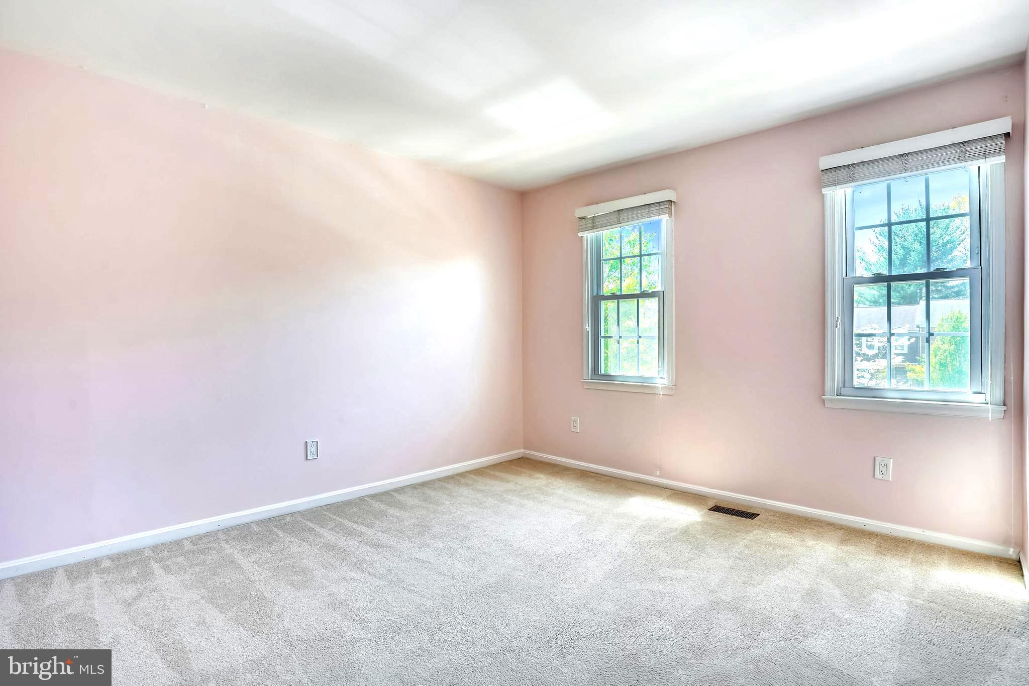 3151 Borge Street Oakton, VA 22124 - Photo 25 of 46 Guest bedroom #1