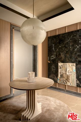 $10,000,000 | 9900 South Santa Monica Boulevard, Unit 2D, Beverly Hills, CA 90212