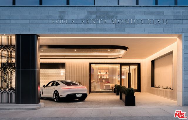 $10,000,000 | 9900 South Santa Monica Boulevard, Unit 2D, Beverly Hills, CA 90212