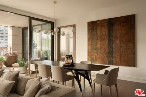 $10,000,000 | 9900 South Santa Monica Boulevard, Unit 2D, Beverly Hills, CA 90212