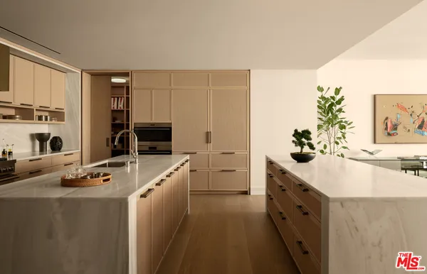 $10,000,000 | 9900 South Santa Monica Boulevard, Unit 2D, Beverly Hills, CA 90212