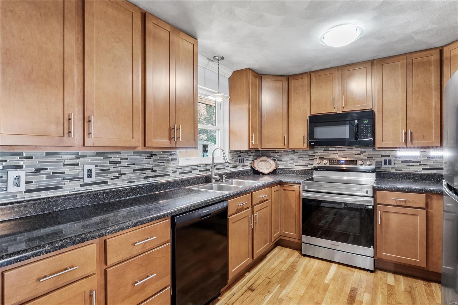 7 Hollyhock Lane Belleville, IL 62221 - Photo 17 of 47