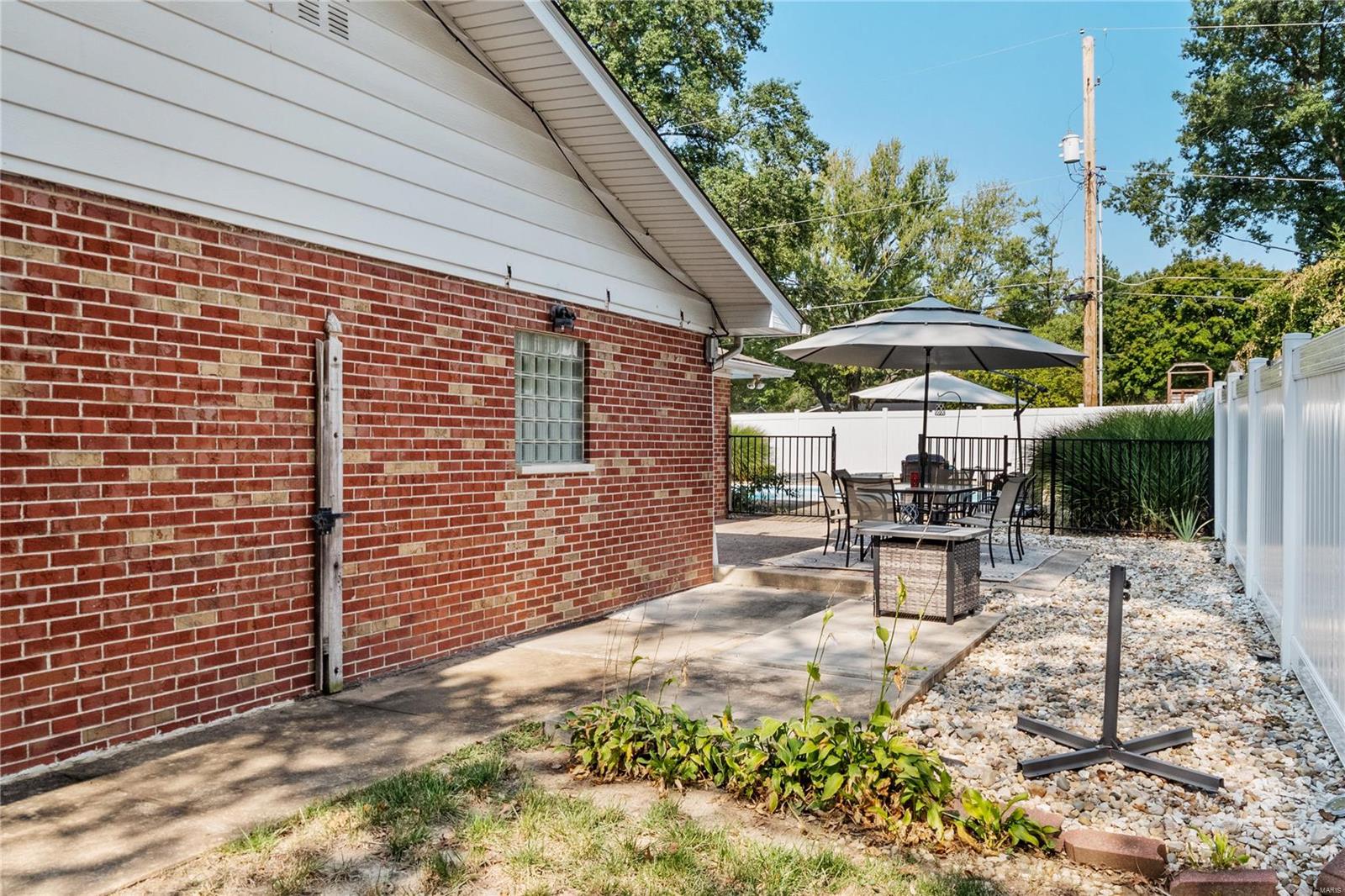 7 Hollyhock Lane Belleville, IL 62221 - Photo 33 of 47