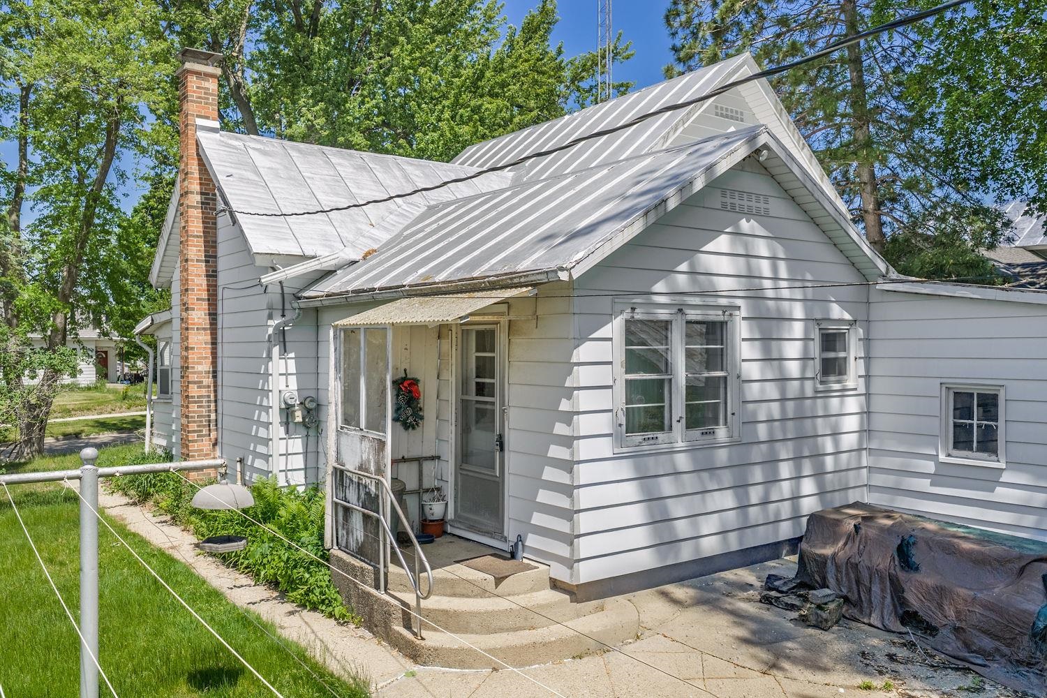 426 4th Street Baraboo, WI 53913 - Photo 18 of 21