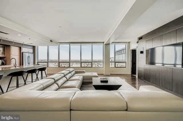 $5,700 | 675 President Street, Unit 2709, Baltimore, MD 21202