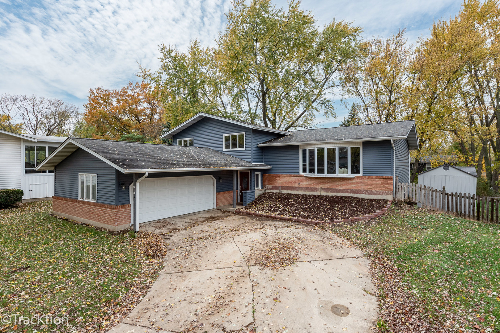 612 Ridgeview Street Downers Grove, IL 60516 - Photo 1 of 29 Gallery Image 1