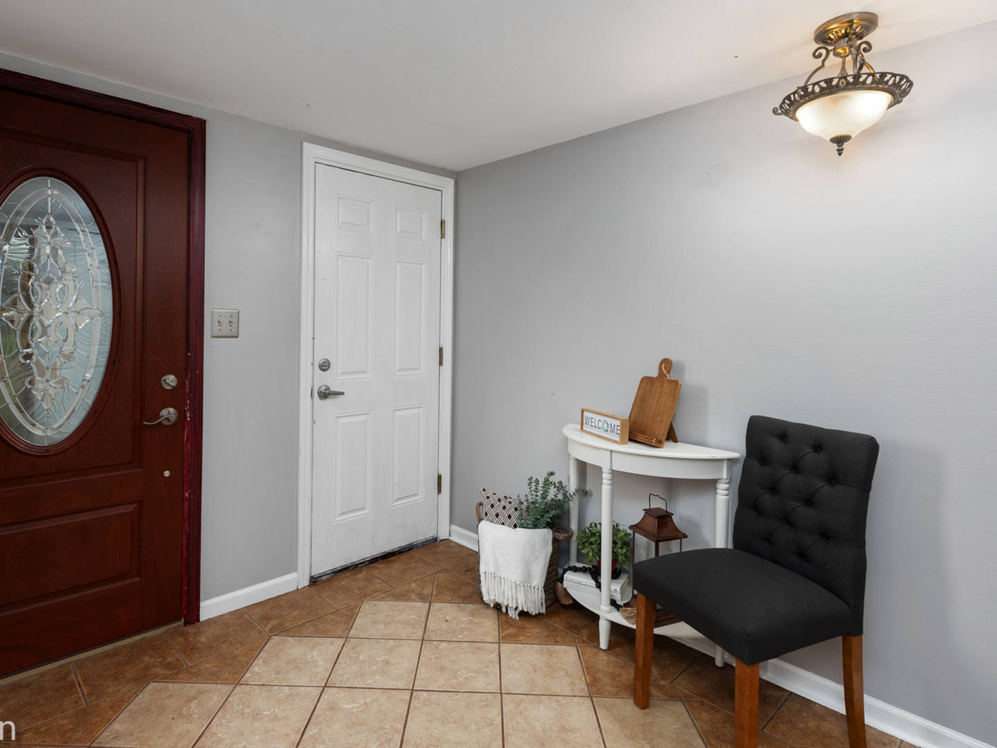 612 Ridgeview Street Downers Grove, IL 60516 - Photo 2 of 29 Gallery Image 2