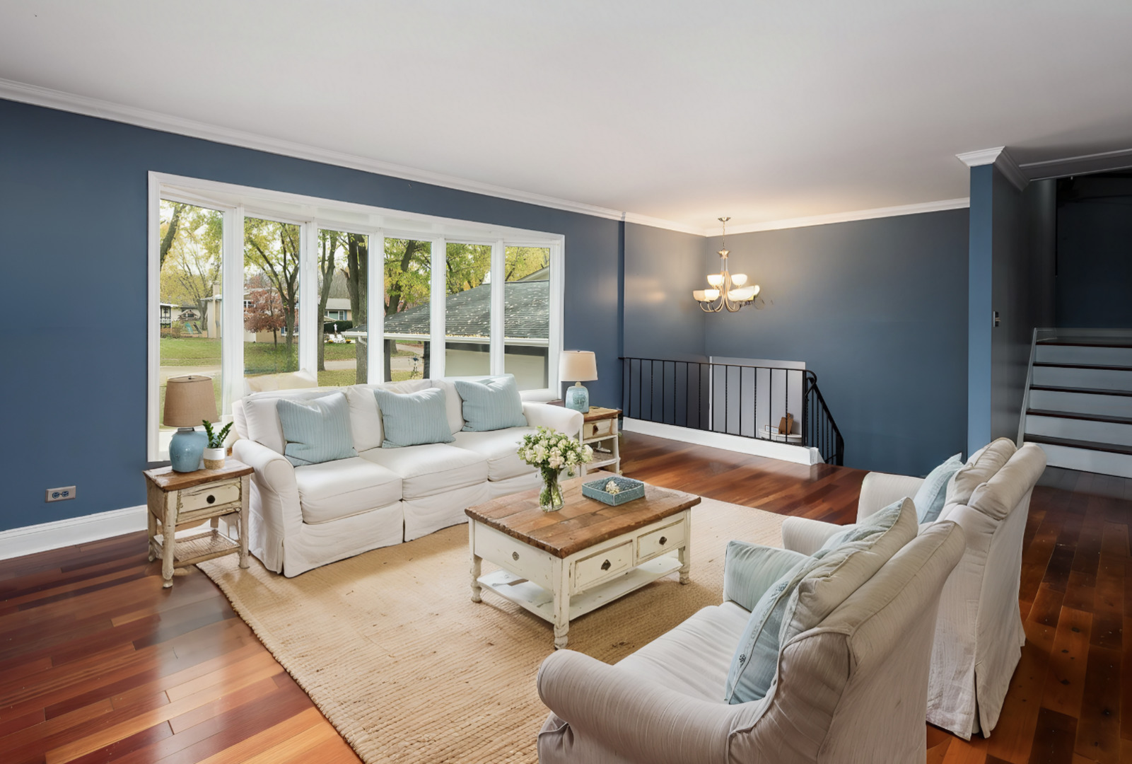 612 Ridgeview Street Downers Grove, IL 60516 - Photo 4 of 29 Gallery Image 4