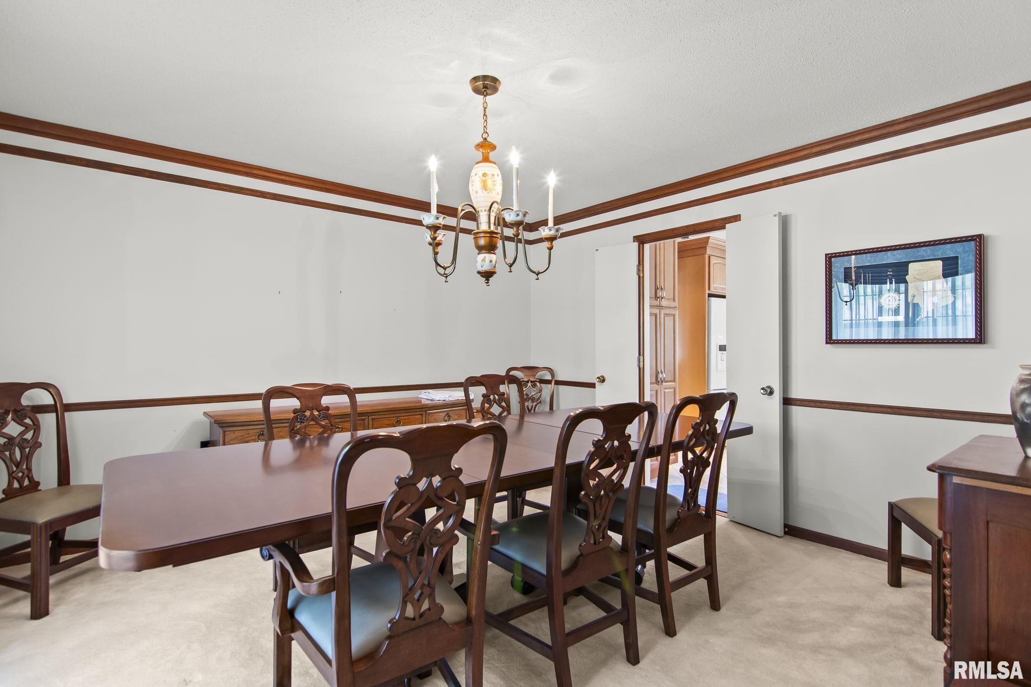 91 Pinehurst Drive Springfield, IL 62704 - Photo 8 of 46