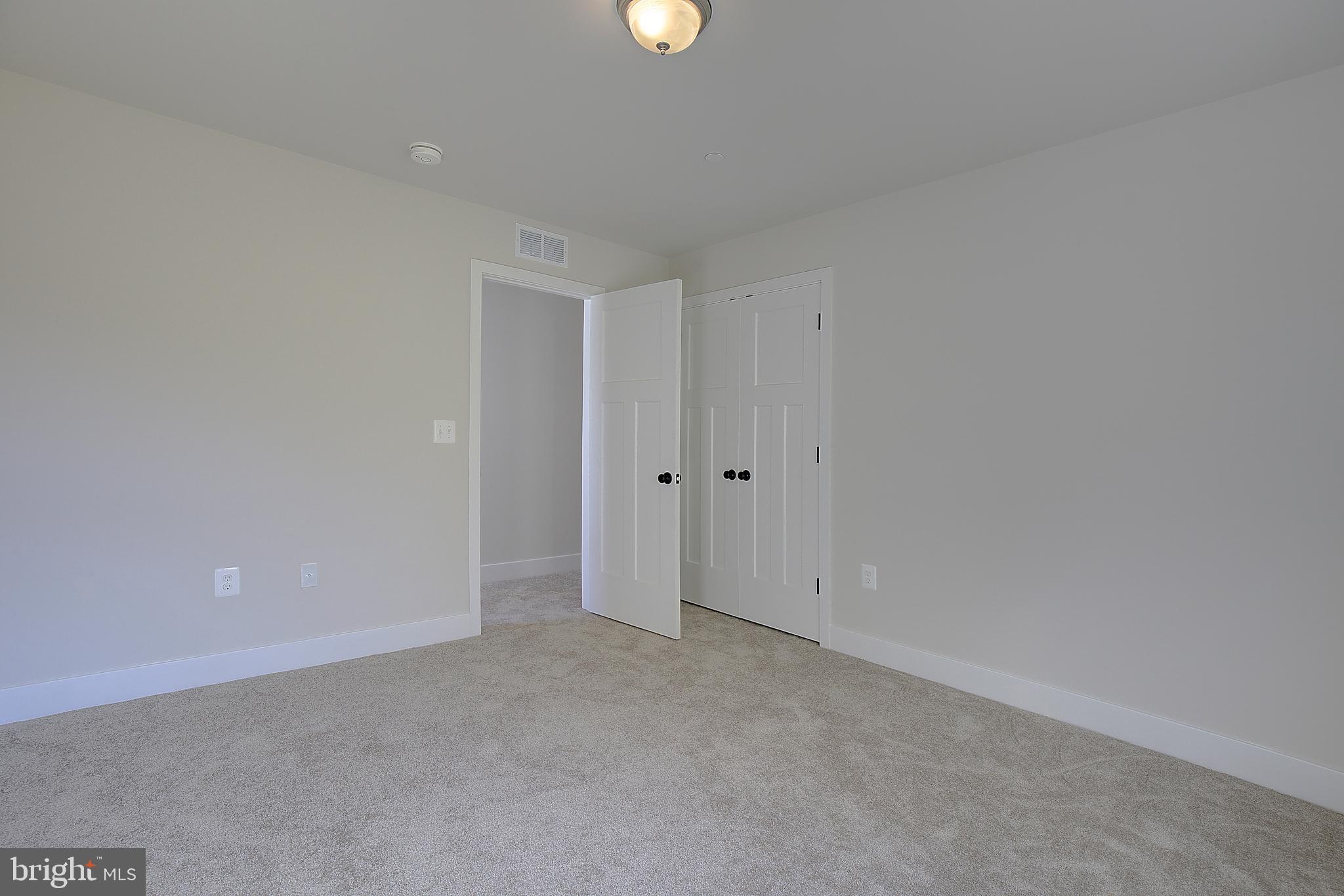 311 Poplar Avenue Edgewater, MD 21037 - Photo 29 of 39 Bedroom 2