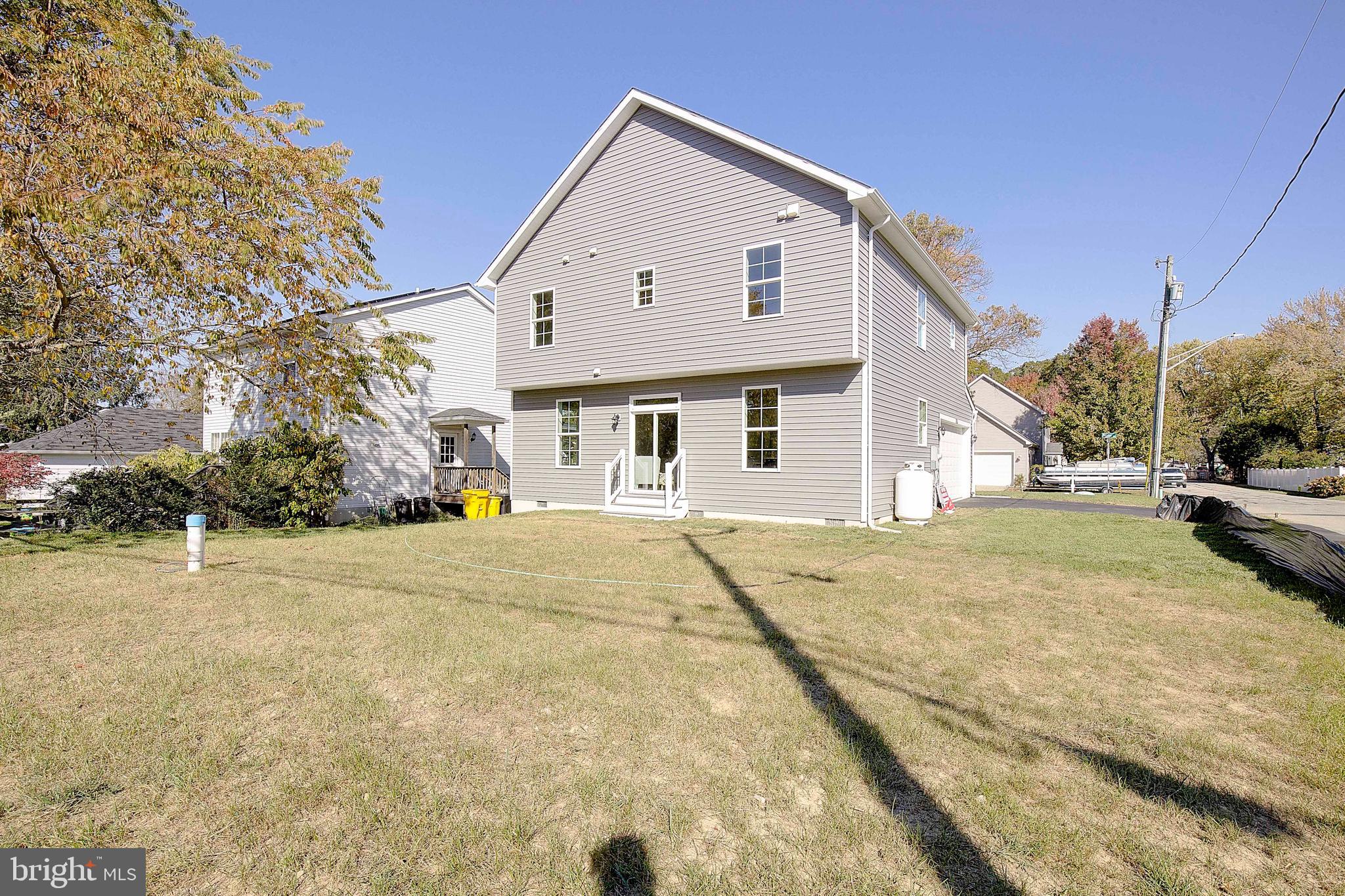 311 Poplar Avenue Edgewater, MD 21037 - Photo 37 of 39 Rear Yard/Elevation