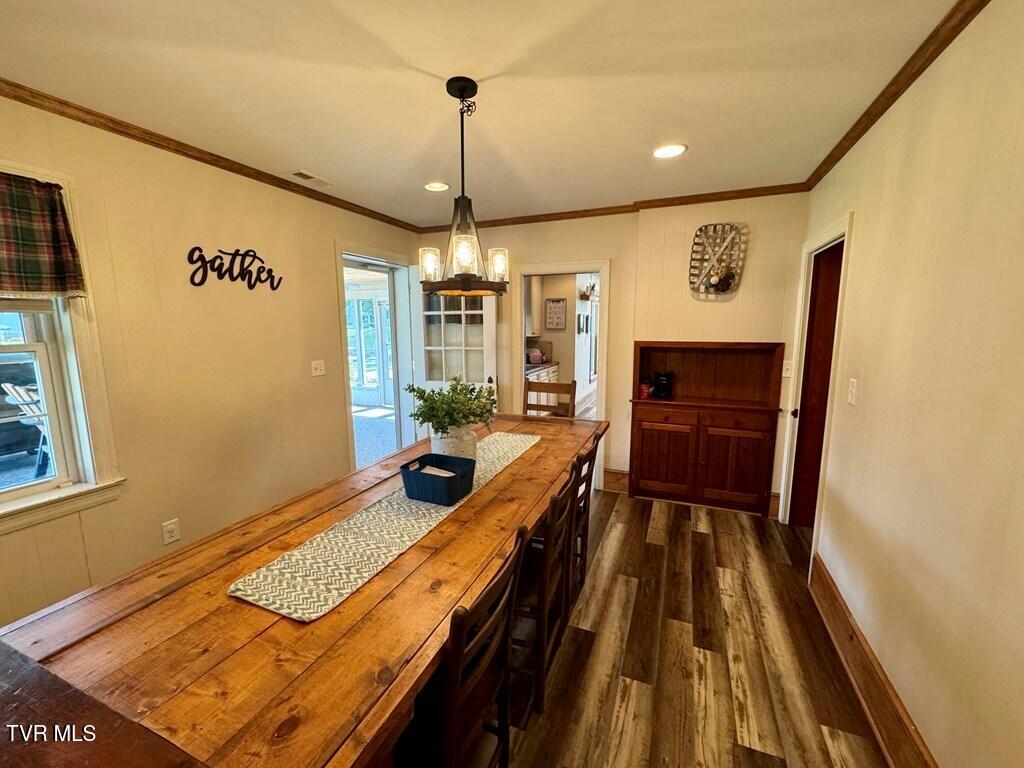 524 Old Stage Road Chilhowie, VA 24319 - Photo 13 of 55 100929_30