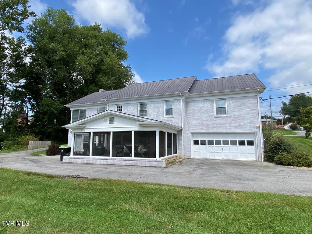 524 Old Stage Road Chilhowie, VA 24319 - Photo 5 of 55 100929_58 (1)