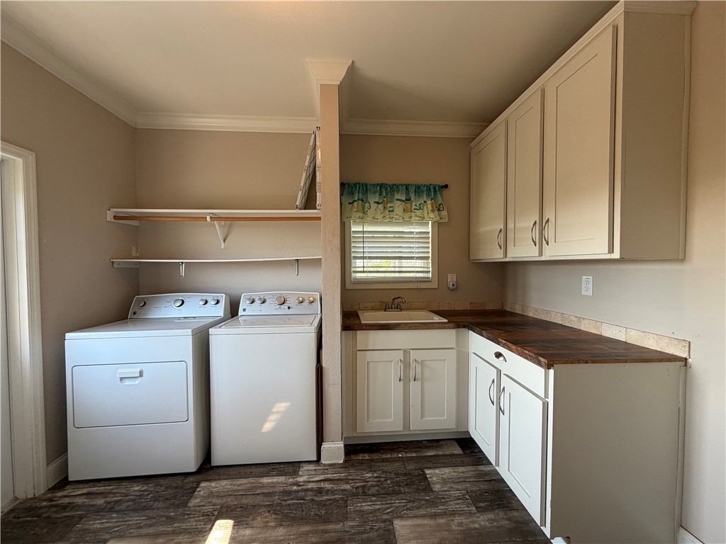 375 Trail Ridge Drive Sandia, TX 78383 - Photo 14 of 17 a kitchen with a stove a sink and a refrigerator