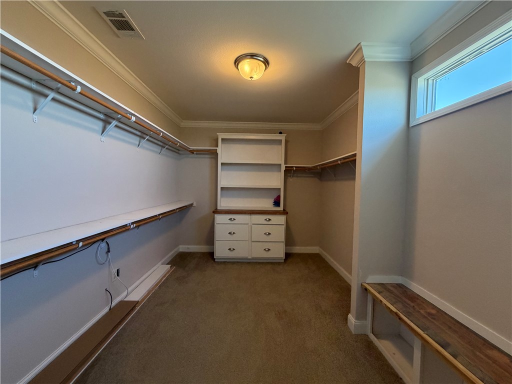 375 Trail Ridge Drive Sandia, TX 78383 - Photo 9 of 17 a view of room with walk in closet
