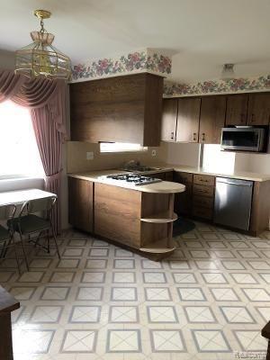 8187 Busch Street Center Line, MI 48015 - Photo 16 of 22
