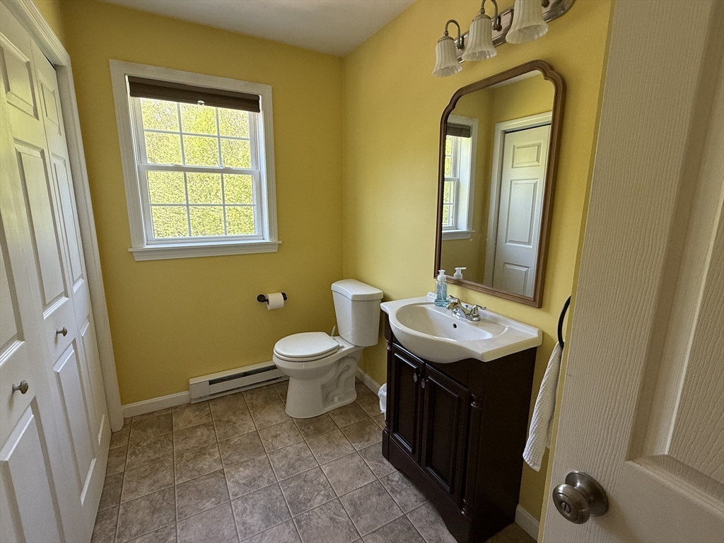 1026 Worcester Road New Braintree, MA 01531 - Photo 3 of 20