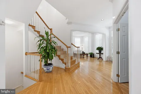 $1,295,000 | 308 Barnside Place, Rockville, MD 20850
