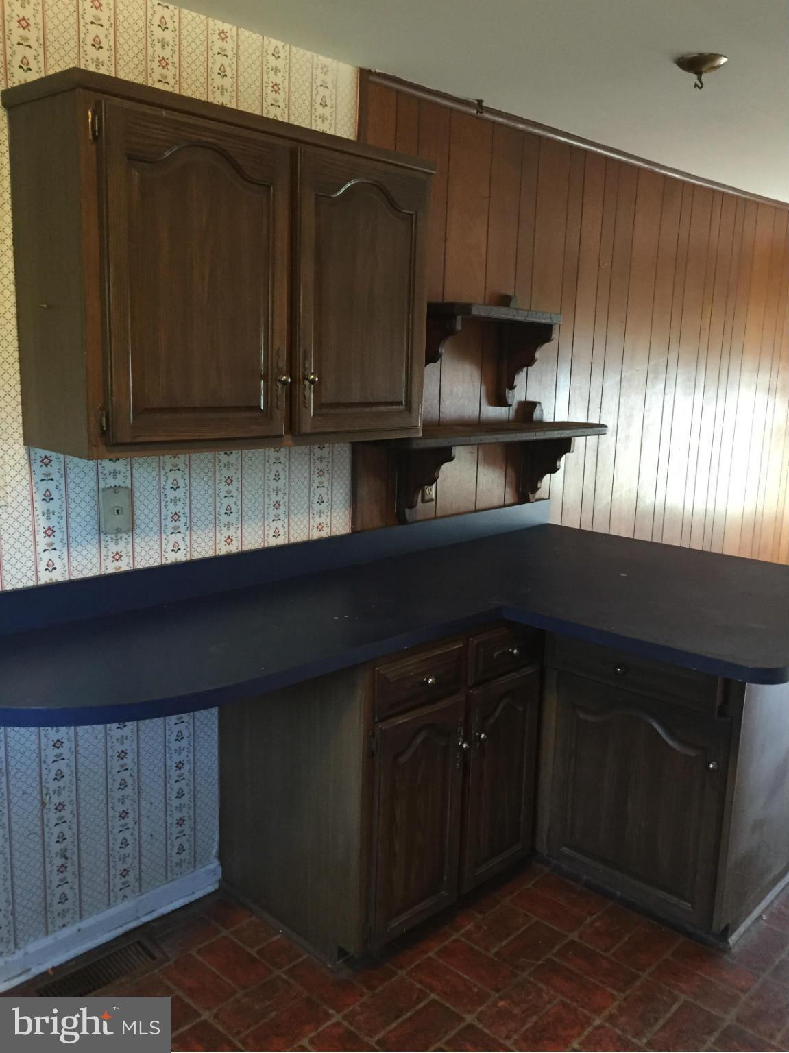 12904 Sturbridge Road Woodbridge, VA 22192 - Photo 8 of 17 Kitchen