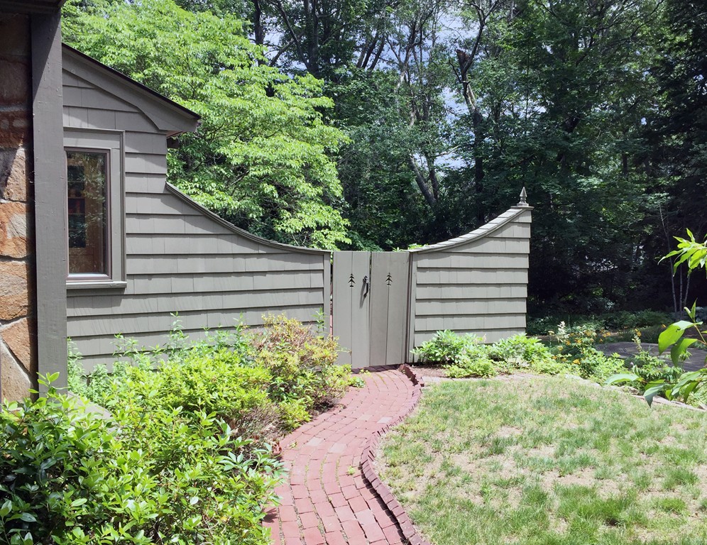 56 Morningside Road Needham, MA 02492 - Photo 6 of 30
