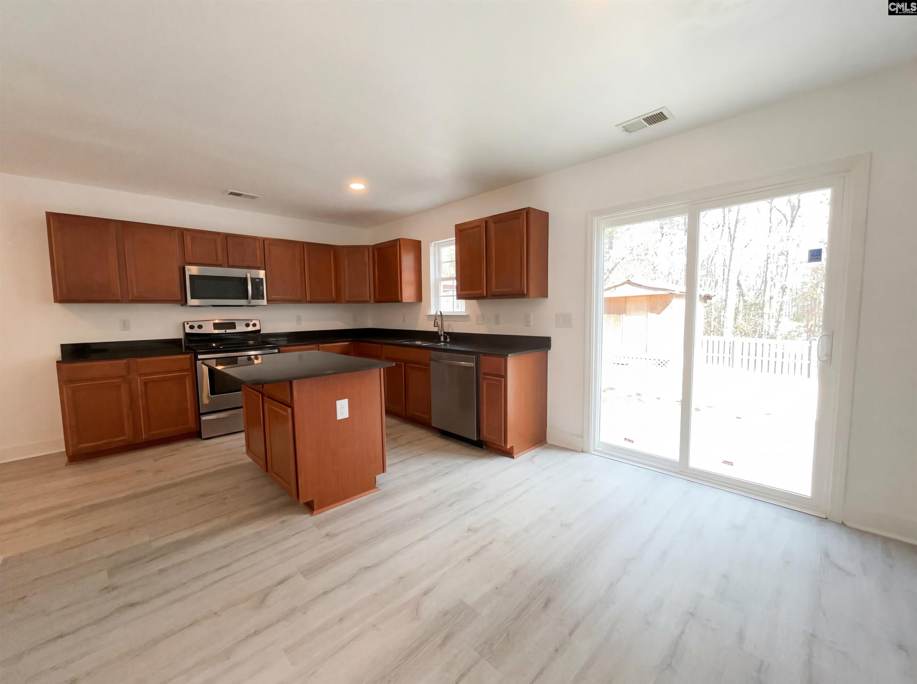 1300 Green Turf Lane Elgin, SC 29045 - Photo 10 of 26