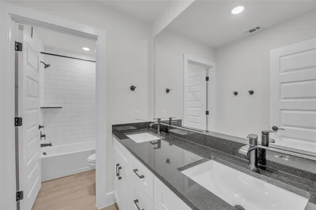 $2,814 | 7403 Wondering Armadillo Way, Austin, TX 78744