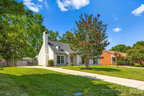 $499,900 | 11232 Coachman Circle, Charlotte, NC 28277