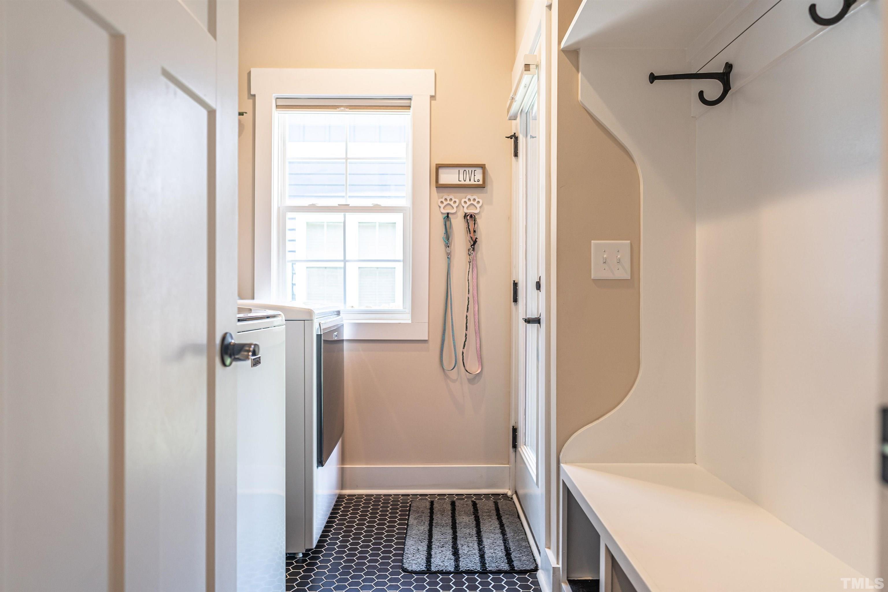 380 Sheldon Road Southern Pines, NC 28387 - Photo 11 of 32 a bathroom with a tub and shower