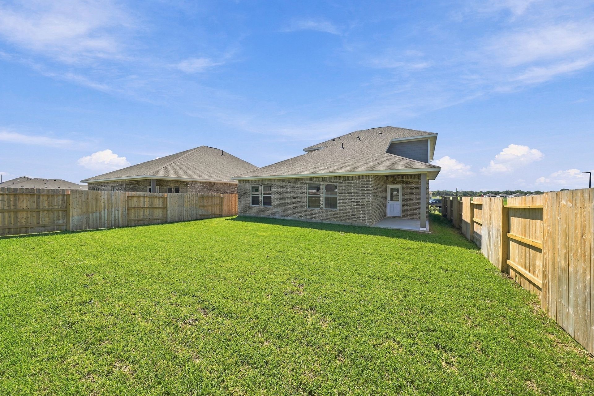 1907 Starlight Street Angleton, TX 77515 - Photo 29 of 37 Gallery Image 29